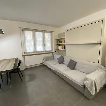 Apartment Modern On The Torbole Sul Garda